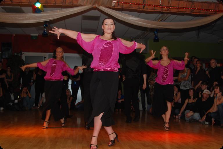 salsa lady styling